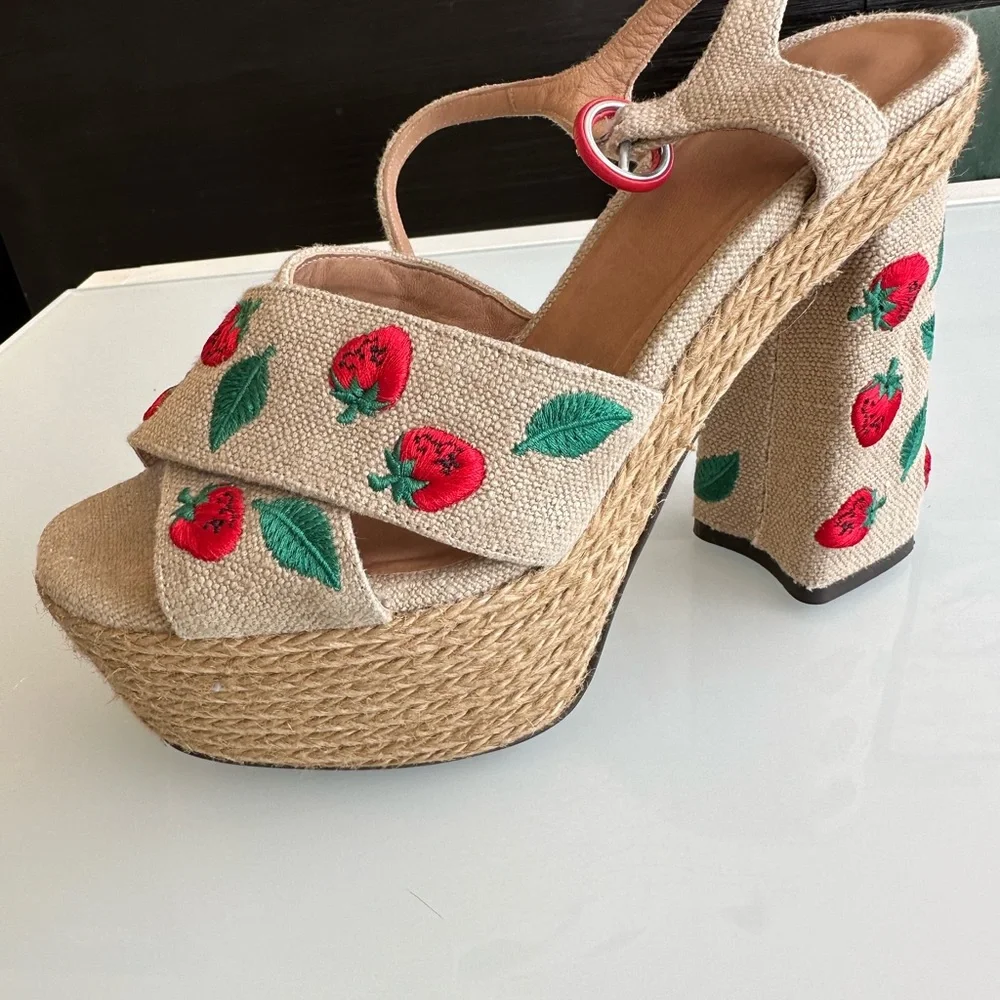 Castaner Spain strawberry platform sandals shoes with bee jewel  size 39 or 8.5 - Picture 6 of 13